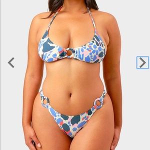 NEW Blackbough Swim Bikini and Sarong Set